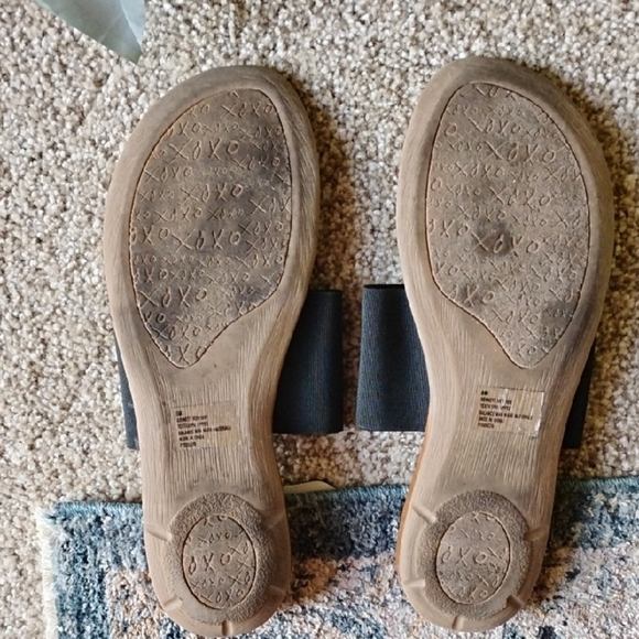 XOXO Black and Tan Sandals - Picture 2 of 2